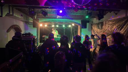 roots_in_the_woods (2)